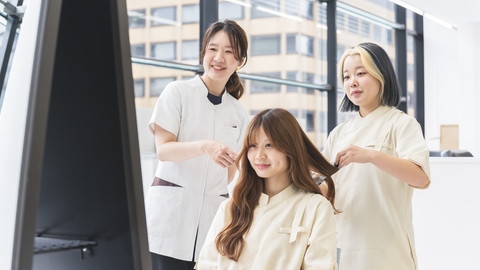 タカラ美容専門学校 入学サポート
