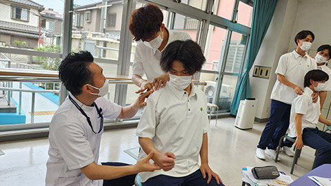 専門学校 医学アカデミー 理学療法学科・歯科衛生士学科 理学療法学科の学生サポート