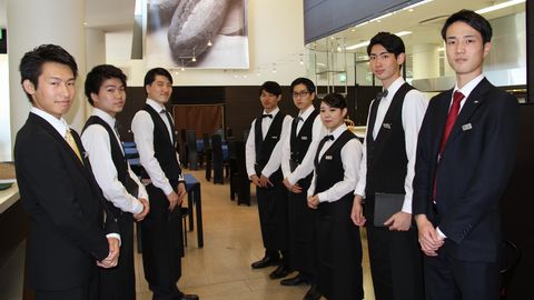 東京誠心調理師専門学校 学生にも好評! レストランシミュレーション授業