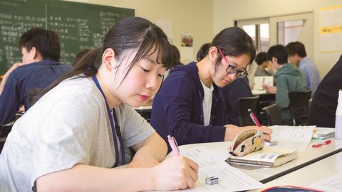 麻生医療福祉&保育専門学校 福岡校 充実の特待生制度