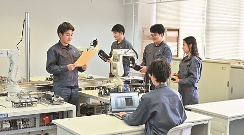四国職業能力開発大学校 応用課程