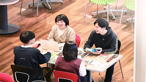 大阪経済大学 奨学⾦制度で学びたい学⽣をしっかりバックアップ