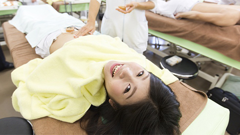 東洋医療専門学校 鍼灸師学科・年間350時間以上のセミナー開催!