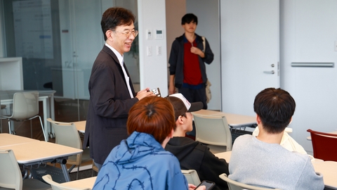 敬愛大学 経済学部の特長 ②プロフェッショナル職業人となるための基礎を学ぶ(経営学科)