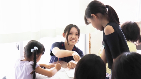 敬愛大学 教育学部の特長:教育への理解を深め、実践力を備えた教員を養成(こども教育学科)