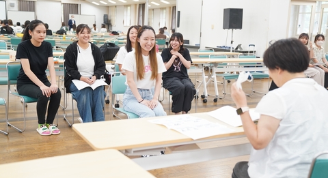 筑紫女学園大学 免許・資格取得をバックアップ