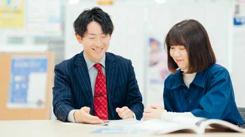 開志専門職大学 一度に講義を行う最大人数は40人!少人数制の親身な指導で一人ひとりの学びをきめ細かくサポート