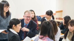 神田外語学院