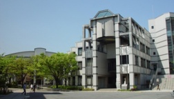 京都文教大学