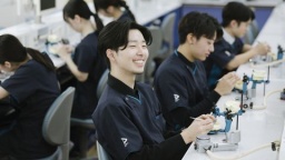 新東京歯科技工士学校