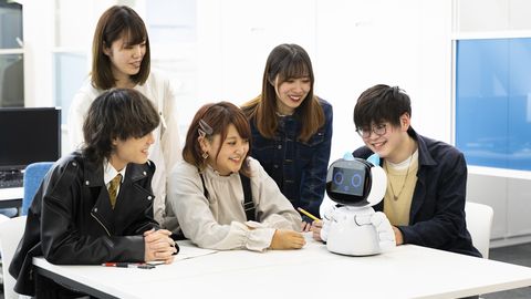 名古屋国際工科専門職大学 PRイメージ2