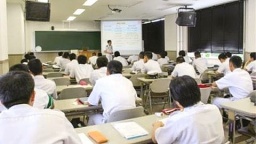 防衛大学校