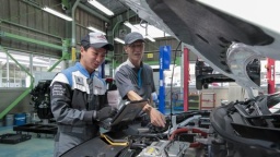 専門学校 日産愛媛自動車大学校