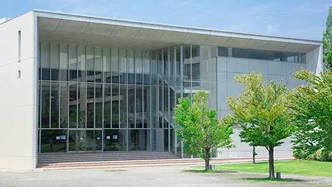 明治薬科大学 | 資料請求・願書請求・学費就職資格情報なら