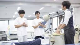 大阪保健医療大学