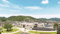長野県立大学
