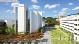 大阪経済法科大学