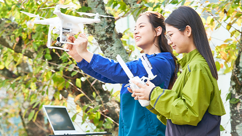 人間環境大学 総合心理学部/総合環境学部*/松山看護学部 PRイメージ3