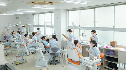 宮城高等歯科衛生士学院 充実した施設で、医療現場に即応した実践力を修得
