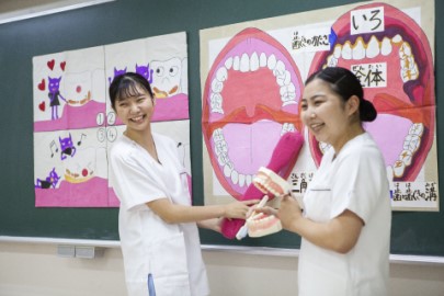 早稲田医学院歯科衛生士専門学校 幅広く多様な臨地・臨床実習で即戦力と対応力を養う！