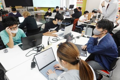 九州技術教育専門学校 「UXデザインワークショップ」や「プログラミングコンテスト」など、新しい取り組みを実施