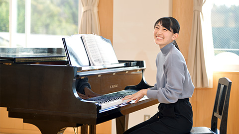 新潟中央短期大学 「ピアノが心配」という方でも大丈夫。レベルに合わせた個人レッスンで安心して学べます