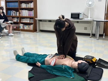 専門学校静岡医療秘書学院 もしもの時に役立つ「救急救命講習」を実施
