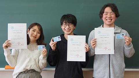 名古屋福祉専門学校 介護食士3級に全員合格しました！