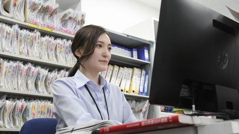北九州医療製菓専門学校 現場で学ぶから、確かな技術と専門知識を体得できる！