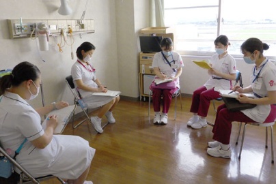 富山県立大学 【看護学部】多様な実習の場で実践力をつける