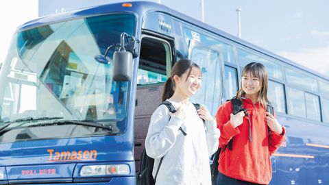 玉野総合医療専門学校 県内の主要駅からスクールバスを運行中！