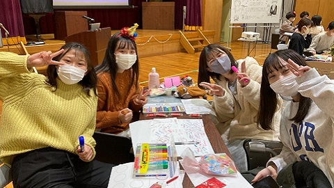 奈良看護大学校 学生主体のさまざまな学習「看護の探求」「筆談ワークショップ」