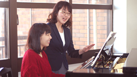 四條畷学園短期大学 充実のピアノ指導で入学前からレッスン開始