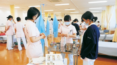 ＳＵＢＡＲＵ健康保険組合　太田高等看護学院 多くの実習施設で提供する学習環境