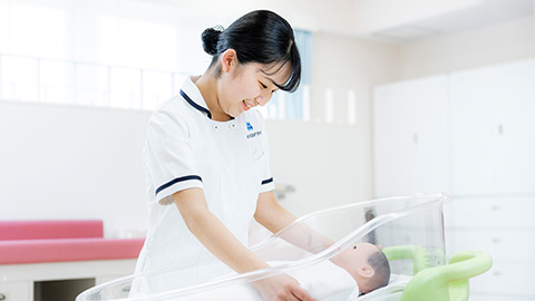 横浜未来看護専門学校 在校生インタビュー／入学の決め手は、臨床現場との繋がり。
