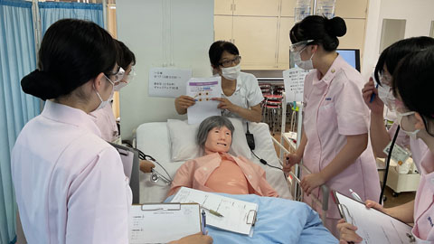 洛和会京都看護学校（旧：洛和会京都厚生学校） 最新のICT教材等を活用