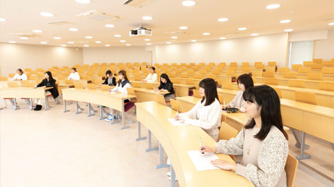 京都女子大学 夢を形にする京女の資格支援