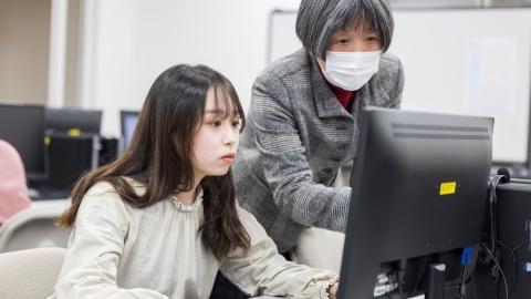 京都ノートルダム女子大学 新時代を生き抜く力を培う　情報教育　