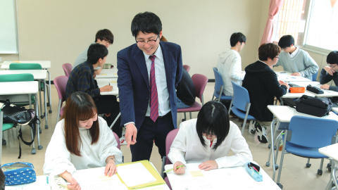岡山商科大学 「金融総合教育プログラム」で金融知識に強いスペシャリストを育成！