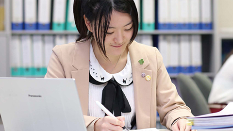 京都コンピュータ学院 医療現場での仕事に備える、「医療事務学科」