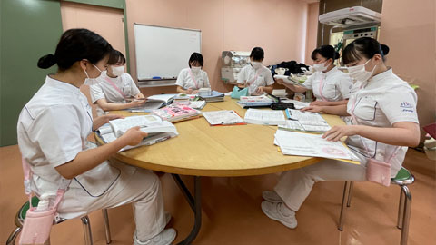 広島文化学園大学 教員採用試験、公務員試験、看護師国家試験に向けた対策が充実！
