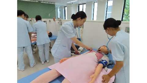 国立病院機構 高崎総合医療センター附属高崎看護学校 臨床現場をイメージし、主体的に学習できる教育環境