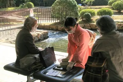 奈良きもの芸術専門学校 第75回正倉院展にてお茶席を担当しました