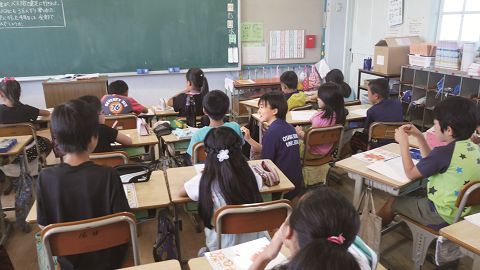大阪成蹊大学 「現場」を知る「本物」の教員・保育士になるための、徹底した『現場教育』