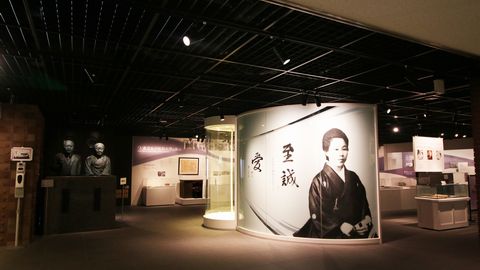 東京女子医科大学 創立者の吉岡彌生記念室