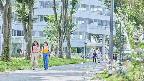 江戸川大学 都心からアクセス良好のキャンパス