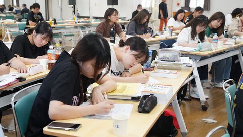 筑紫女学園大学 小学校教員採用試験 現役合格率90.1%！！