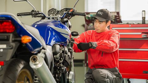 専門学校　久留米自動車工科大学校 バイクの整備士も目指せる！！