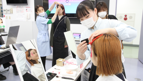 日本美容専門学校 様々なイベントを開催しています!