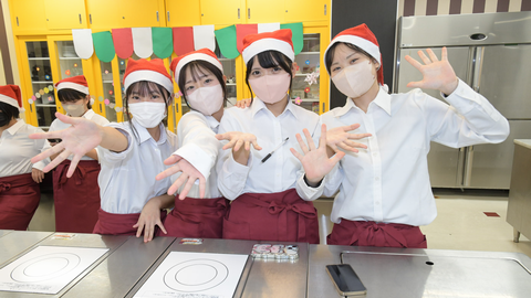 平岡調理・製菓専門学校 2日間で2万人以上が来場! 食・栄養・福祉のお祭りです